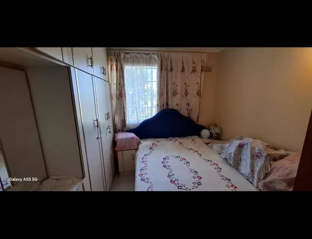 3 BEDROOM HOUSE FOR SALE IN LONGCROFT